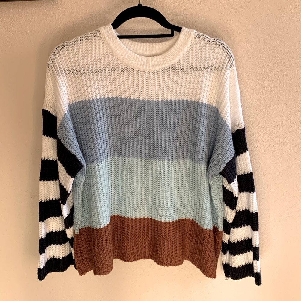 Amazon brand acrylic sweater size medium